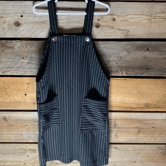 White Fawn Stripe Palazzo Overalls Skirt. Size/S - Picture 7 of 8